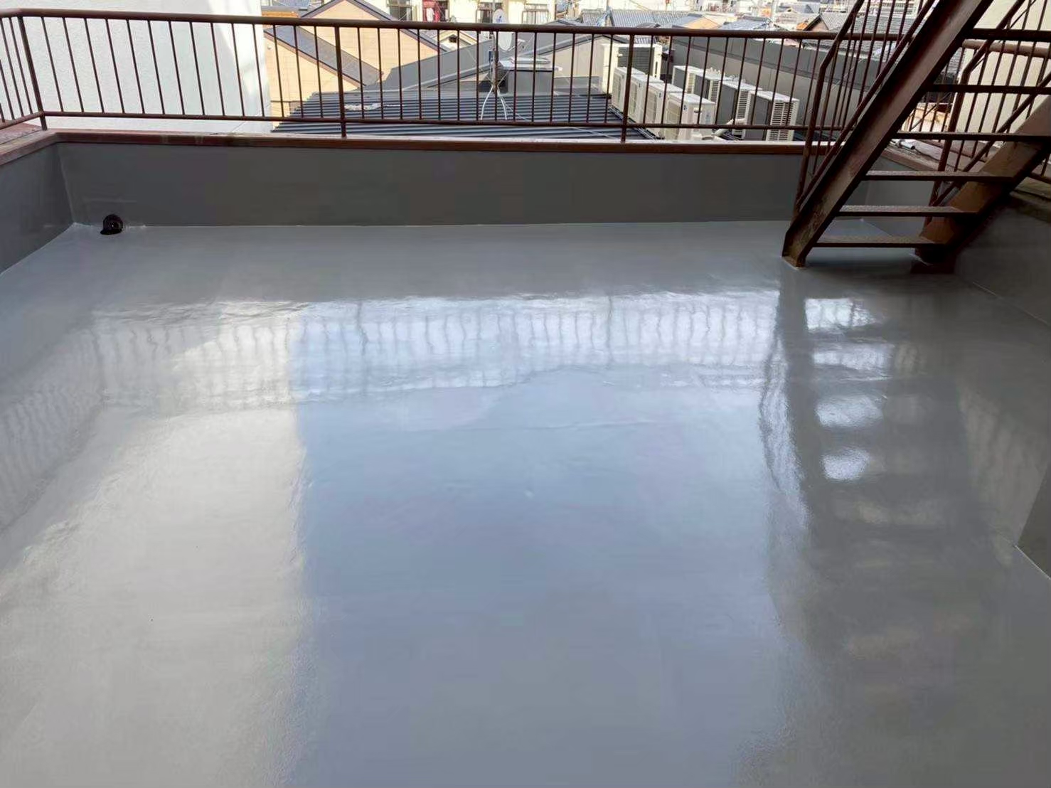 京都市伏見区にて雨漏り修理・防水工事〈ルーフバルコニーからの雨漏り〉 施工後