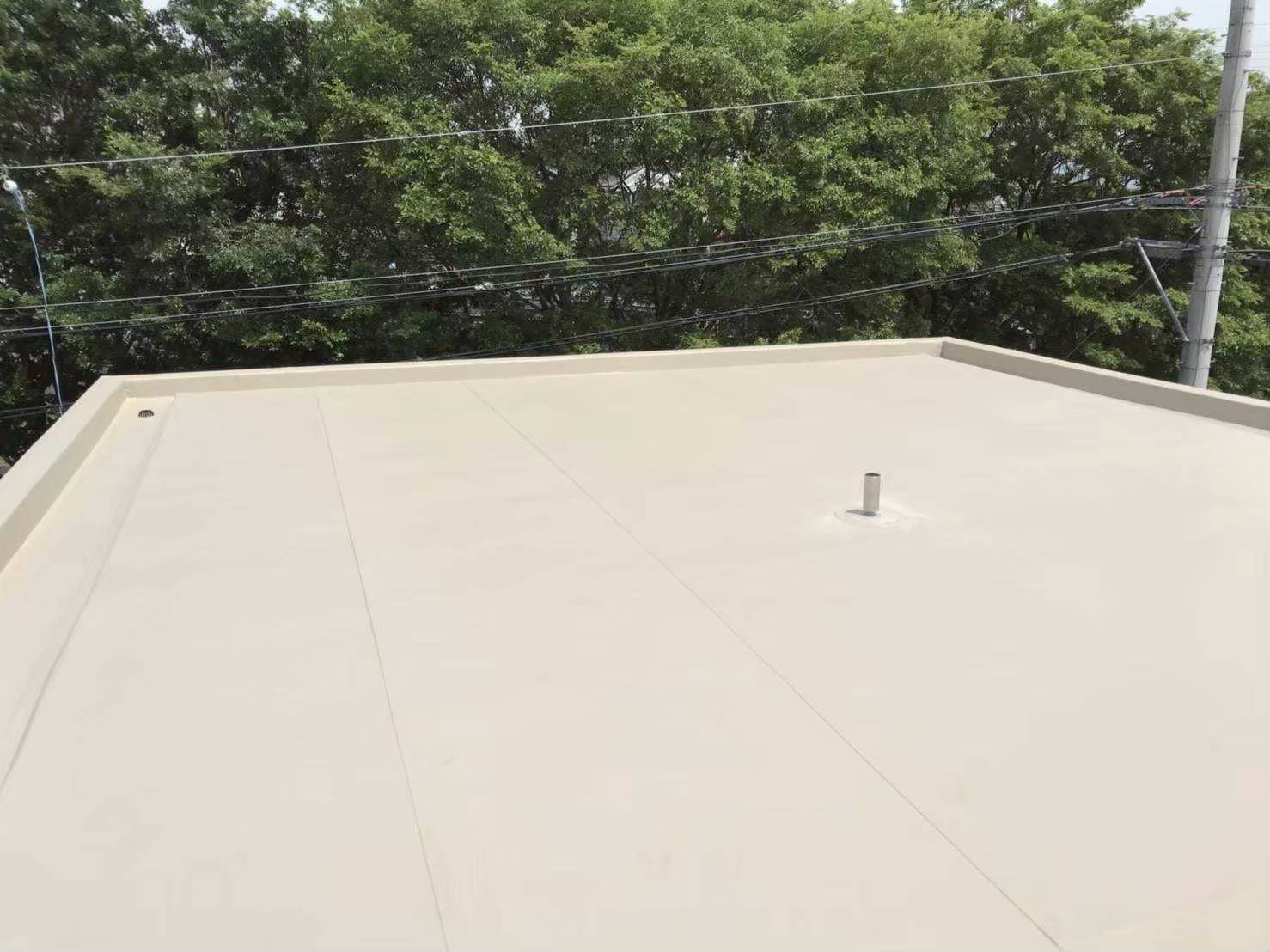 京都市山科区にて雨漏り修理・防水工事〈塩ビシート防水 機械固定工法〉 施工後